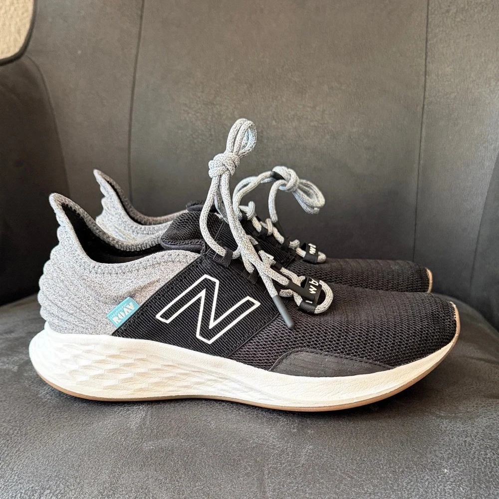 New Balance Fresh Foam Roav Running Shoe Size 8 Women’s - Picture 2 of 11